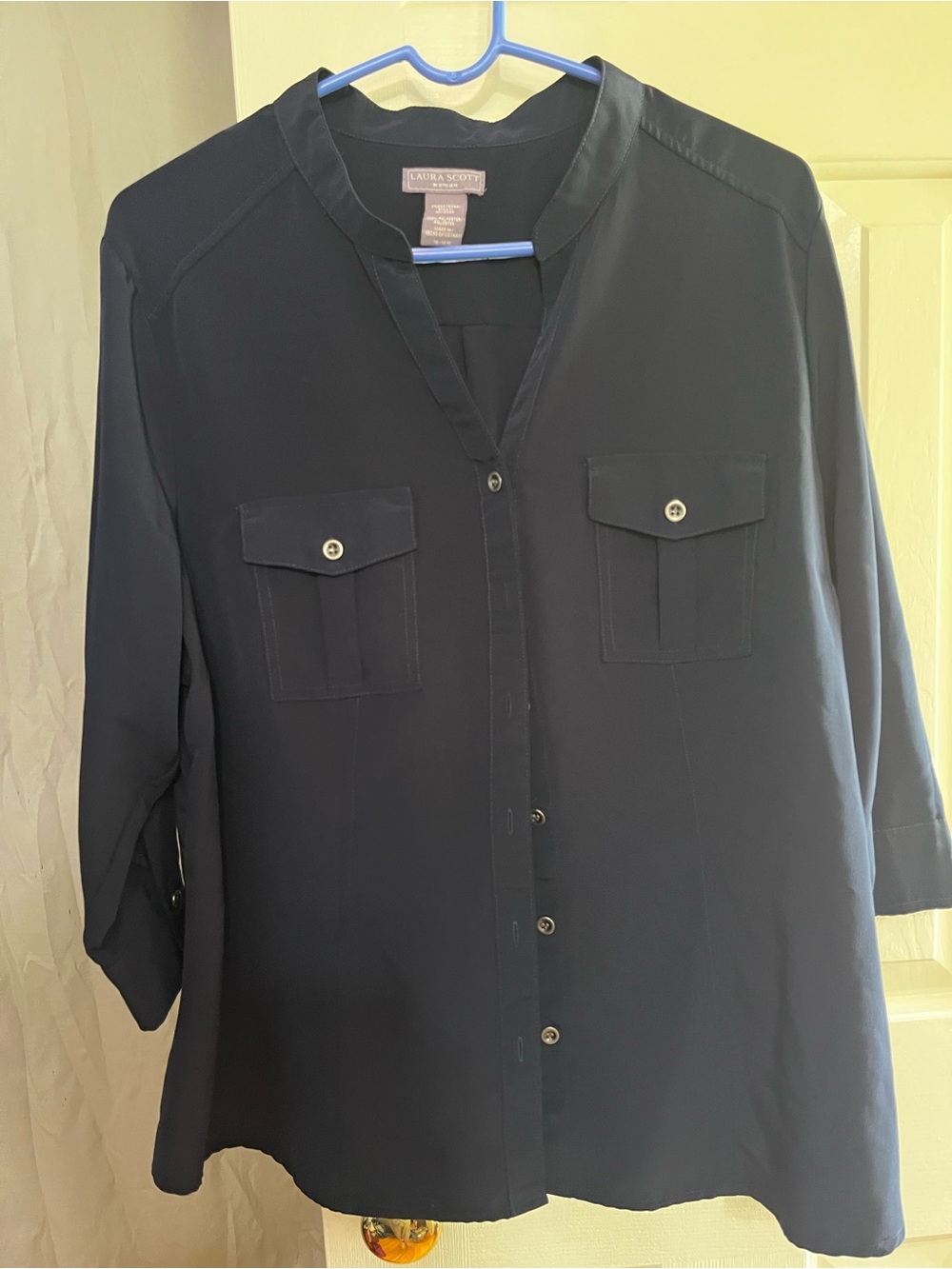 Laura Scott Navy Button-Front Men’s Shirt 16/18w